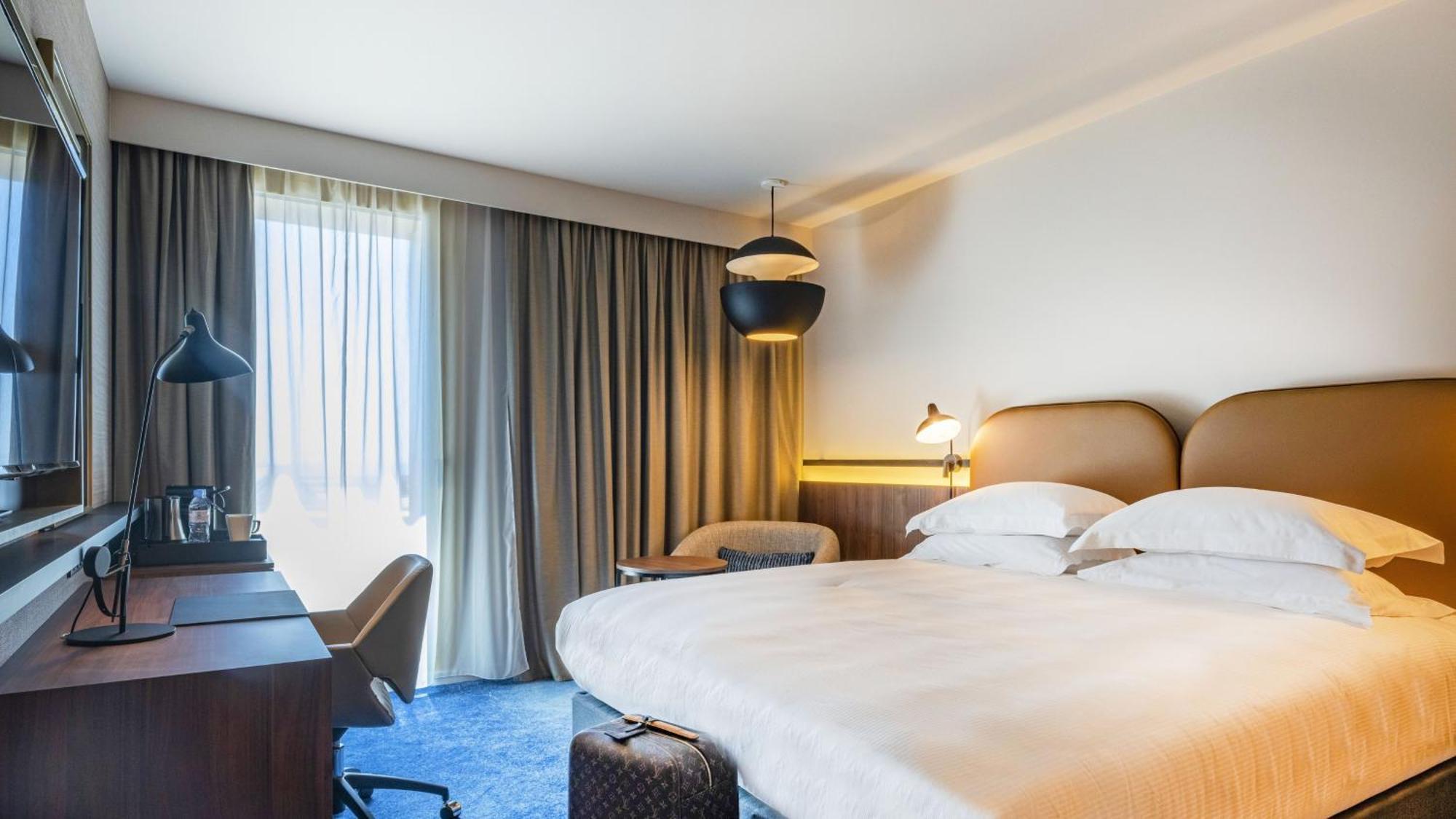 Crowne Plaza - Nice - Grand Arenas By Ihg Exterior photo
